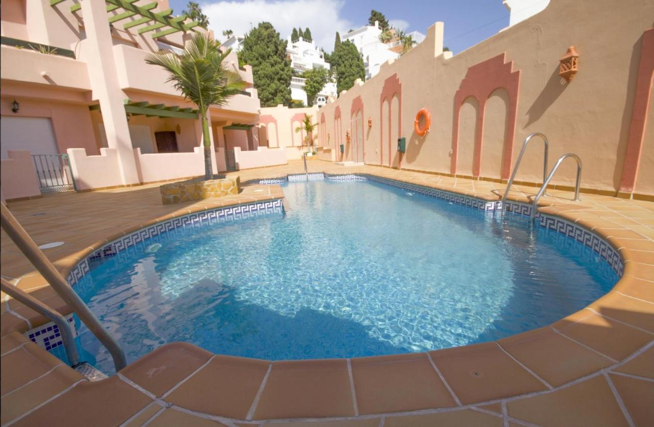 Albi B&B Burriana Beach Nerja Kültér fotó