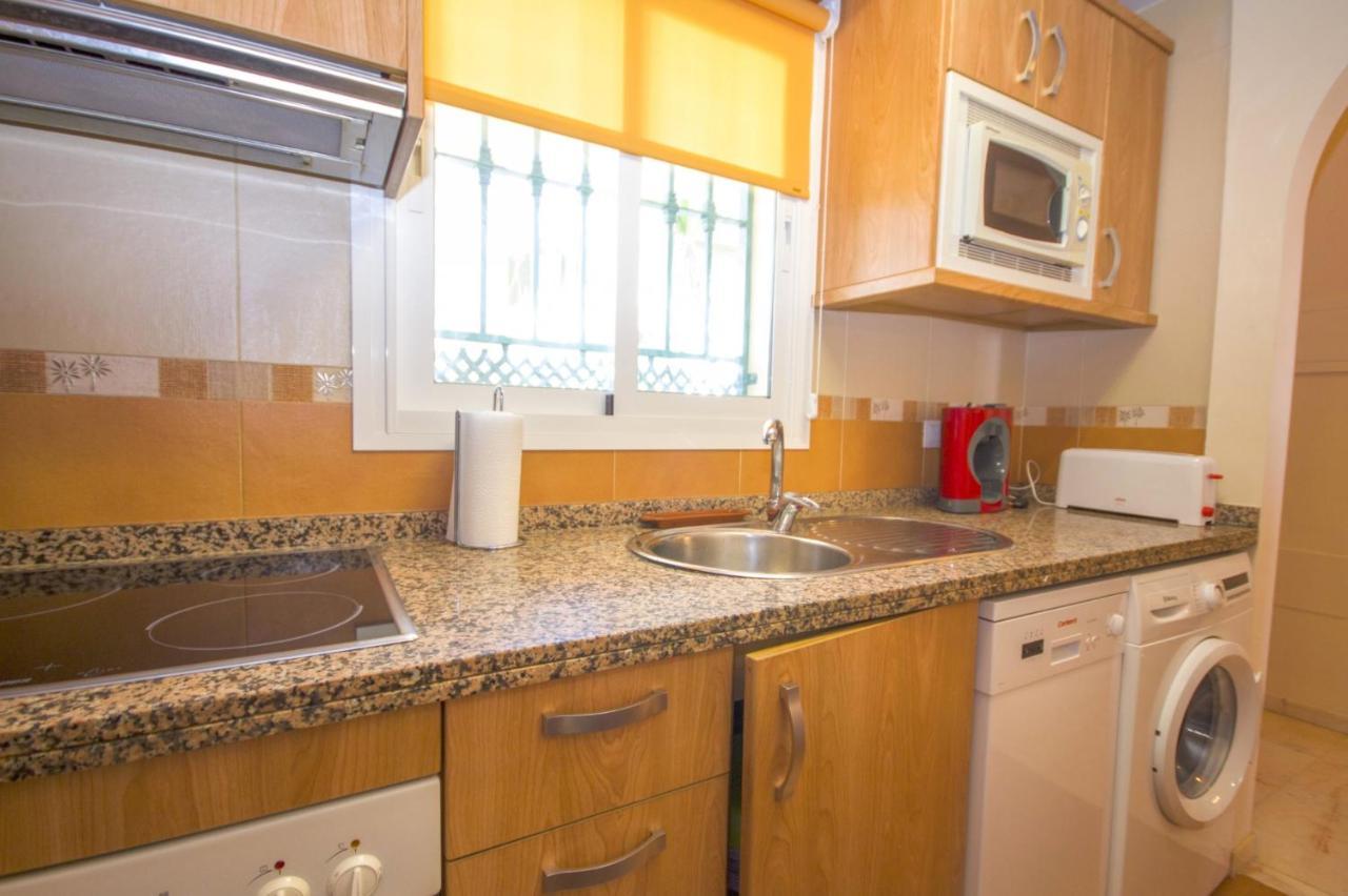 Albi B&B Burriana Beach Nerja Kültér fotó
