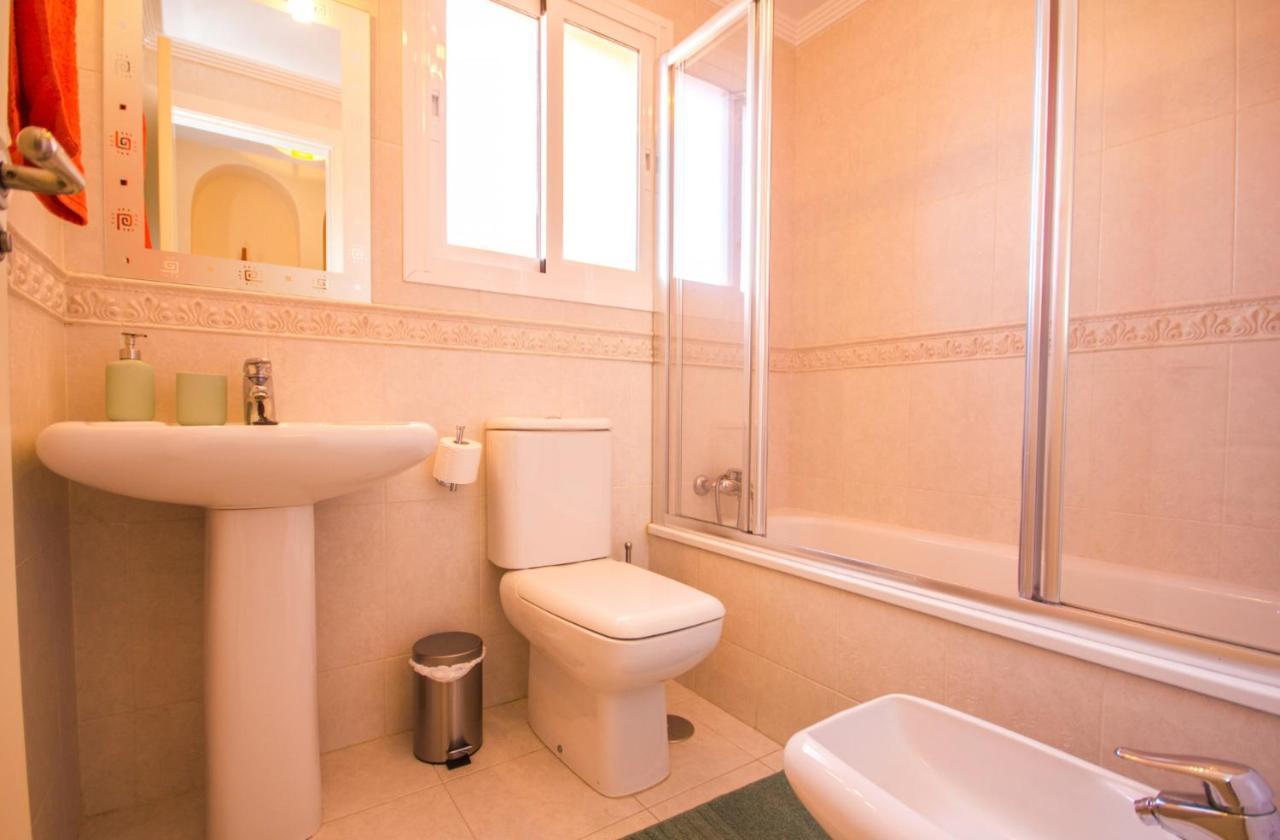 Albi B&B Burriana Beach Nerja Kültér fotó