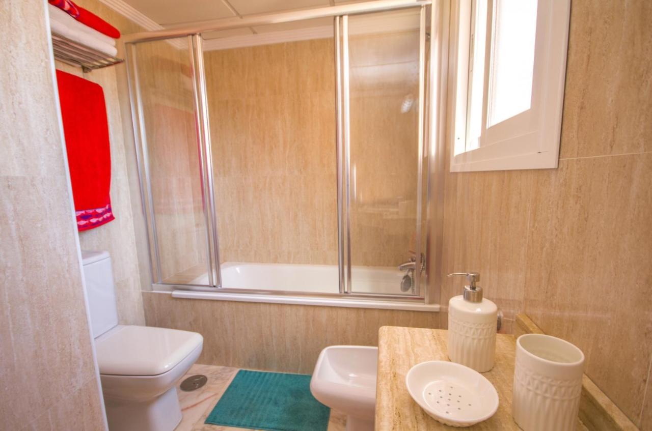 Albi B&B Burriana Beach Nerja Kültér fotó